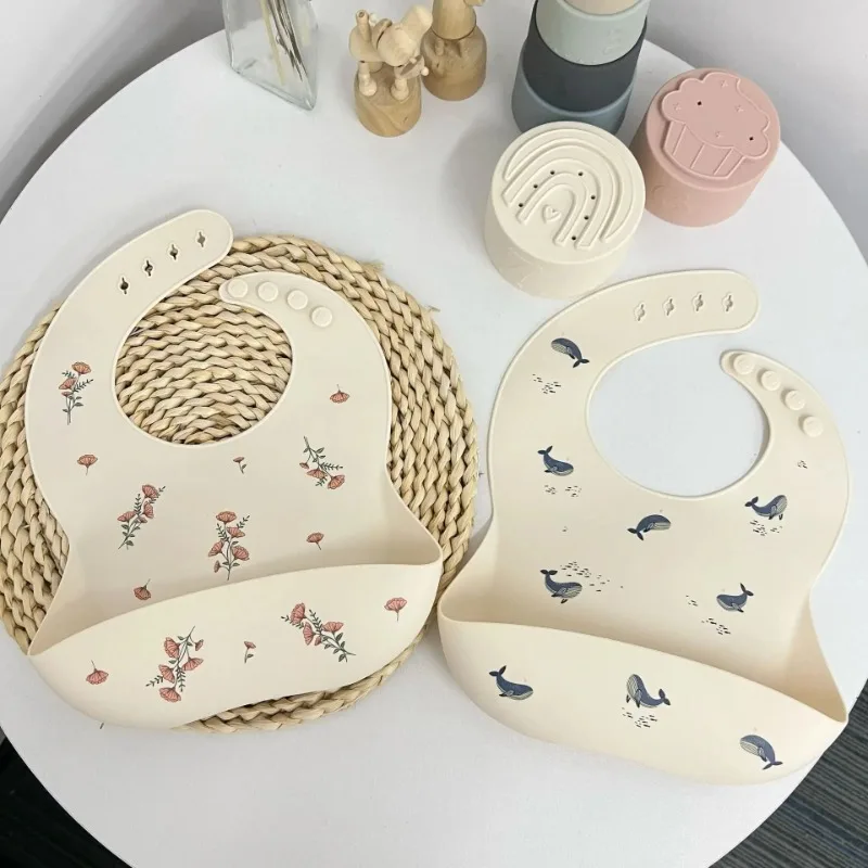 Abito carino bavaglino per l'a - Silicone Baby Bibs recensione e prezzo