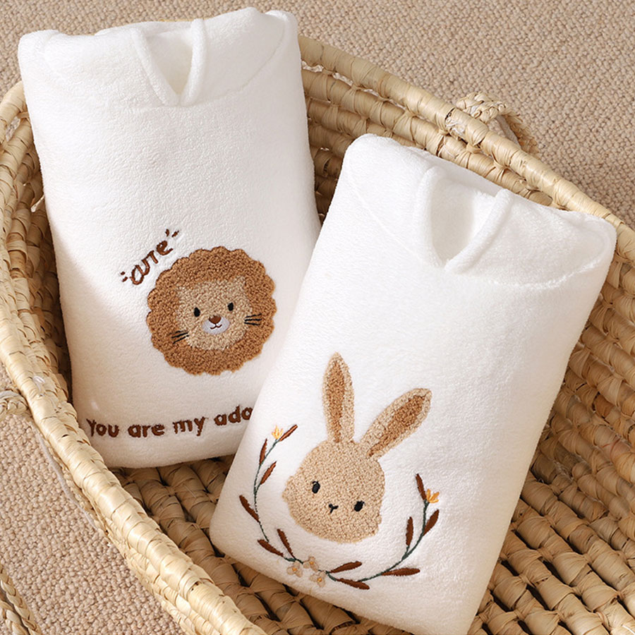 Accappatoio con Cappuccio per  - Baby Products For Summer recensione e prezzo