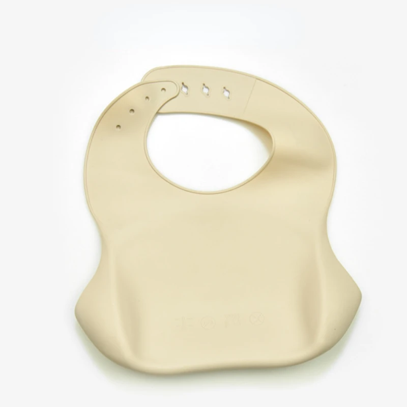 Bavaglini per bambini INS BPA  - Silicone Baby Bibs recensione e prezzo